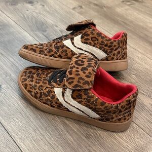 Girls leopard print shoes size 1